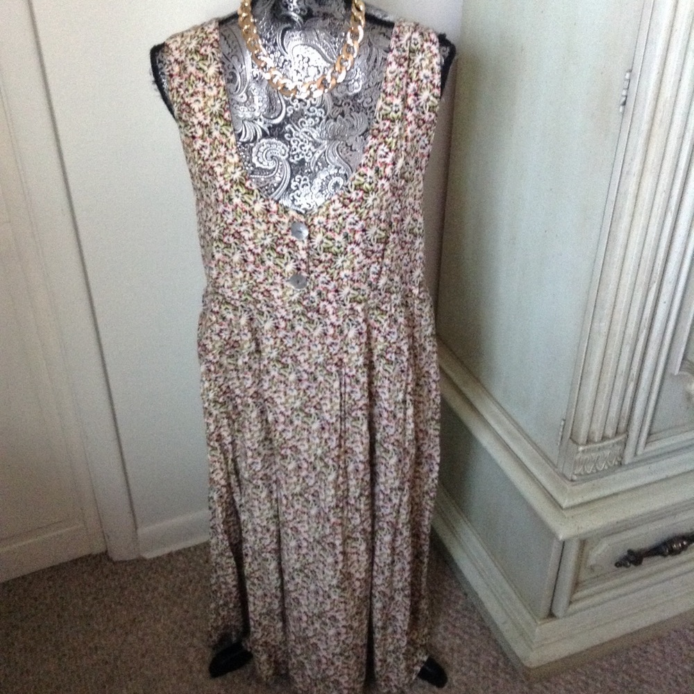 EXPRESS FLOWER LOOSE FITTING MIDI DRESS S